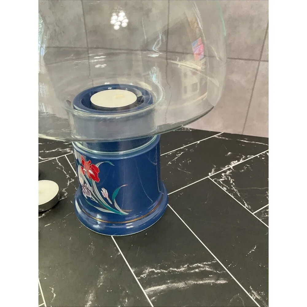 Classique Hurricane Lamp and Candle Blue Dynasty Jay Imports Co. Made in Japan